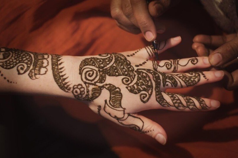 easy and basic mehndi design