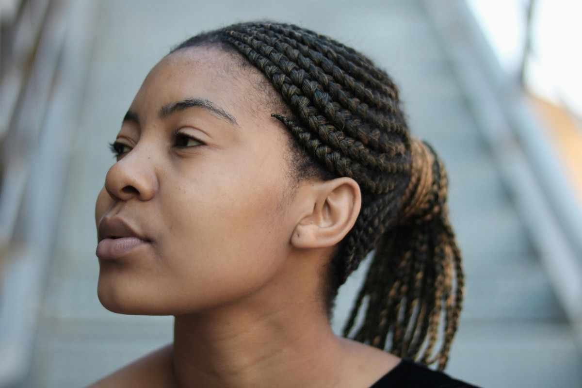 African girl with crochet hair style of women