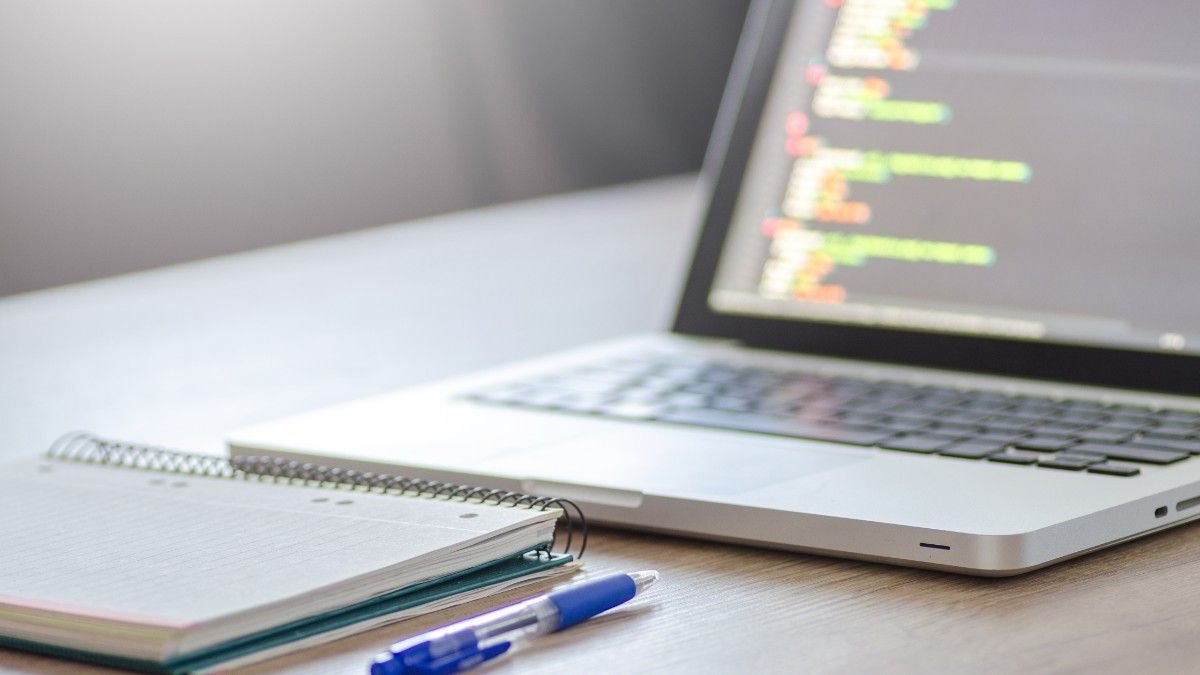 Laptop with notebook